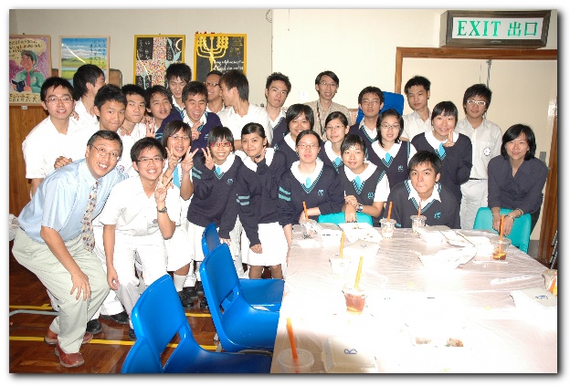 600x398 pixels (132K)