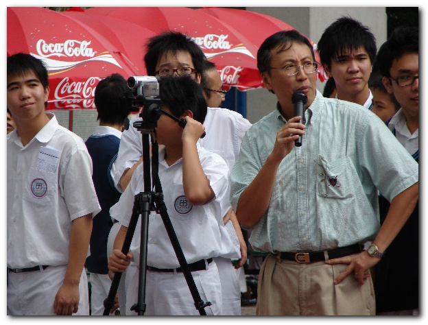 600x449 pixels (128K)