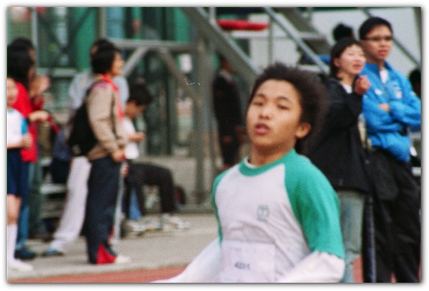 600x399 pixels (93K)