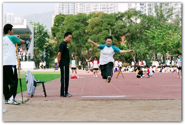 600x399 pixels (143K)