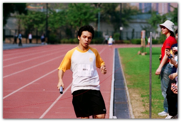 600x399 pixels (102K)