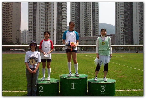 600x399 pixels (129K)