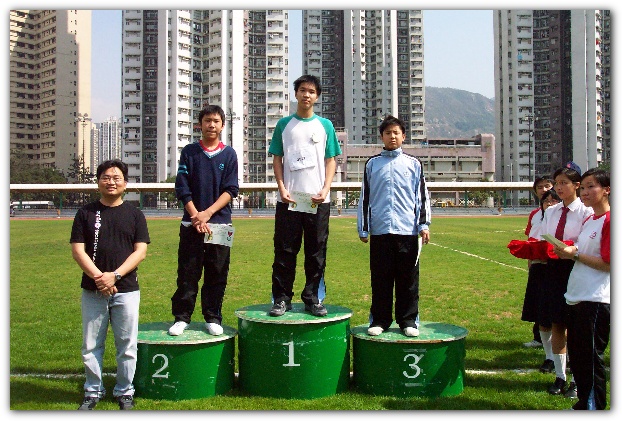 600x399 pixels (145K)