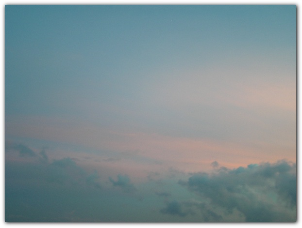600x448 pixels (45K)