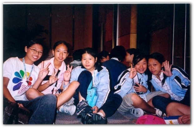 600x389 pixels (95K)