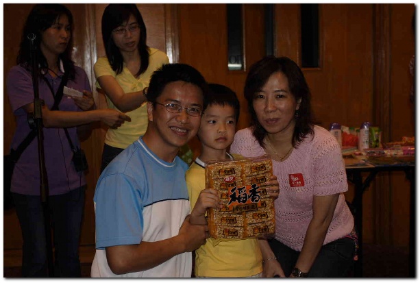 600x399 pixels (85K)