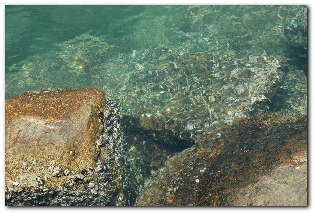 600x398 pixels (177K)